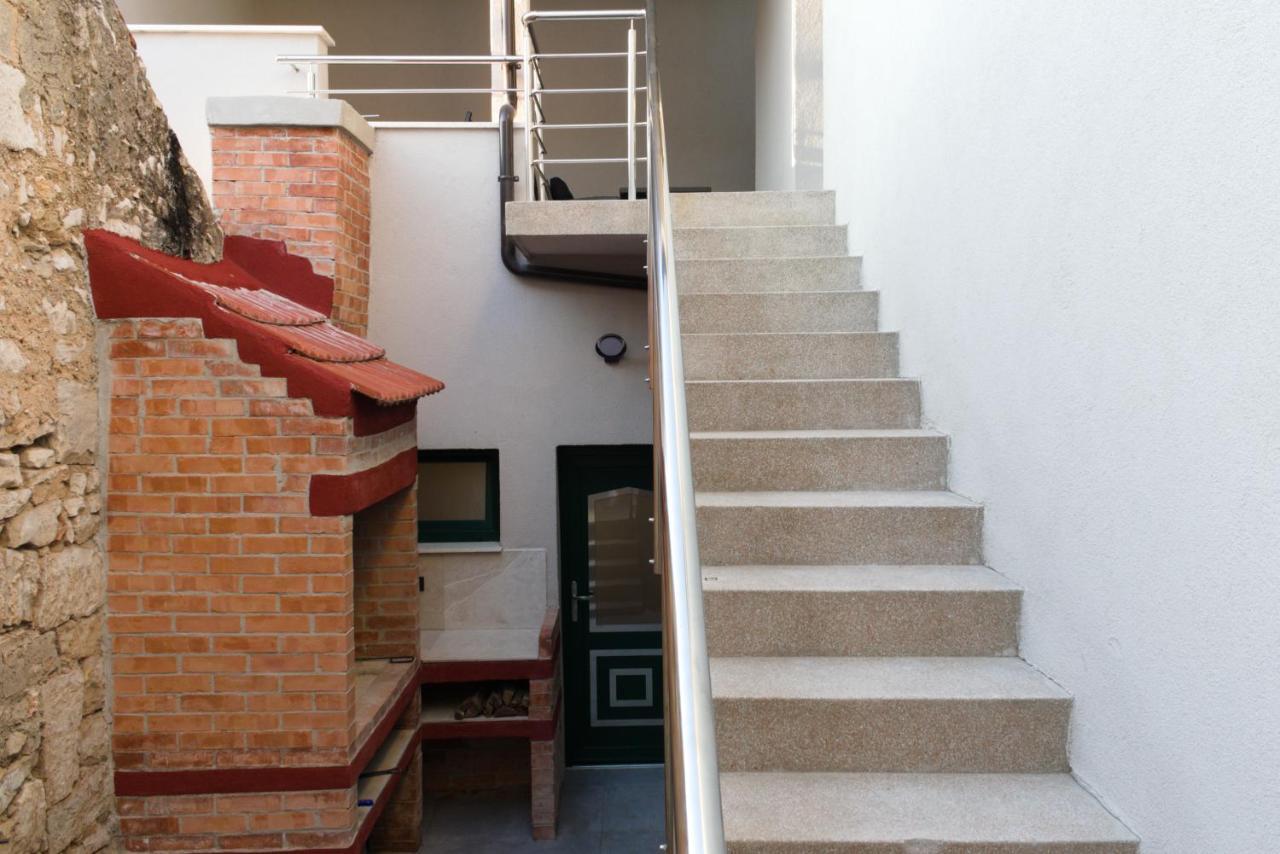 Villa Koraljka Vodice Exterior photo