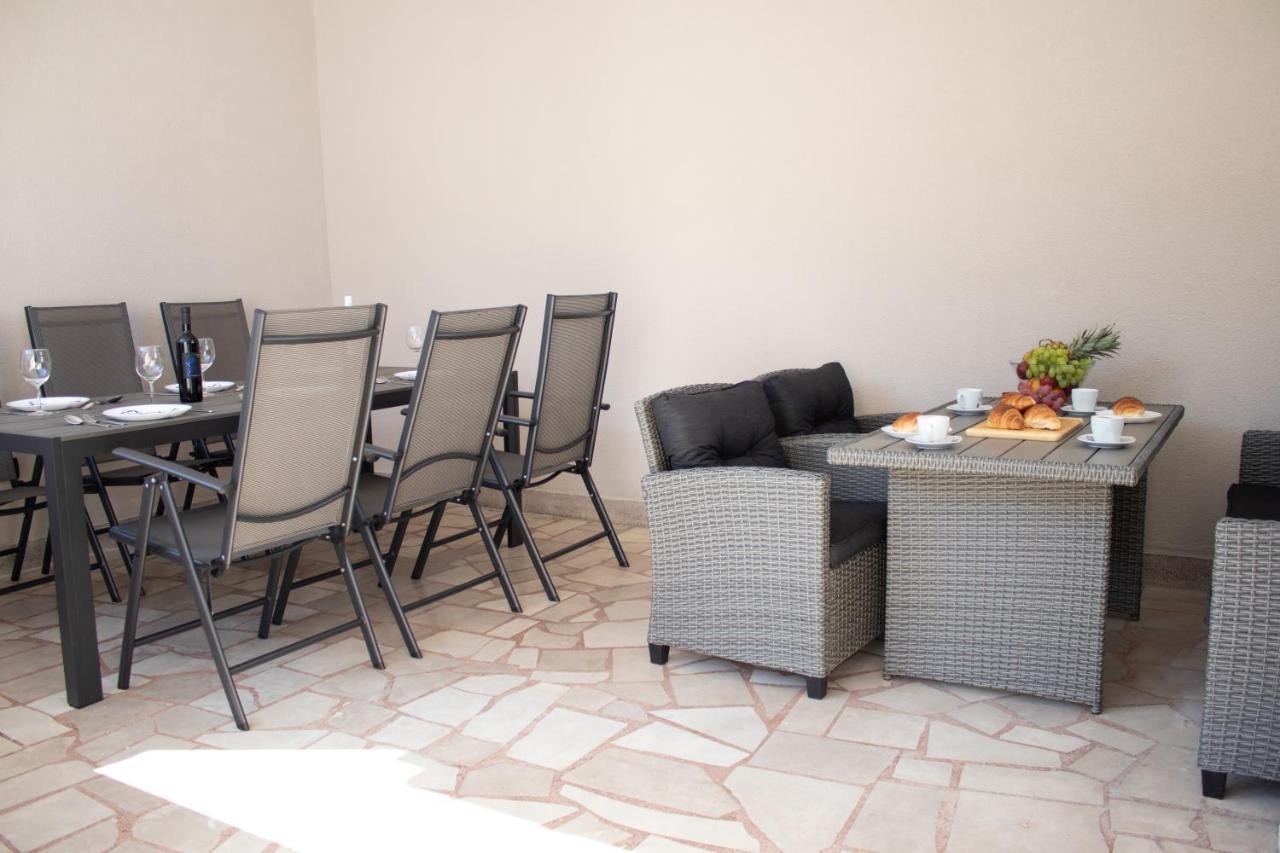 Villa Koraljka Vodice Exterior photo